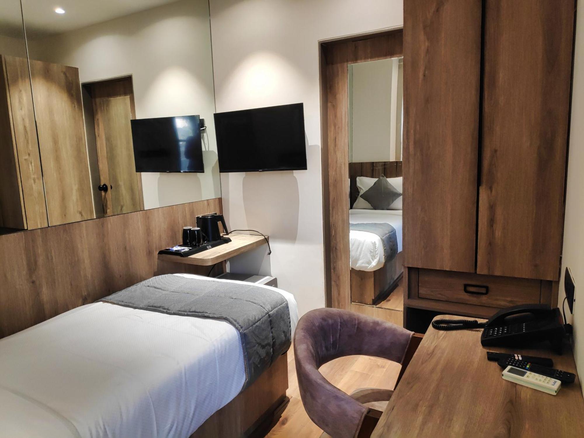 Maxxvalue Hotel Midc - Andheri Mumbai Kültér fotó
