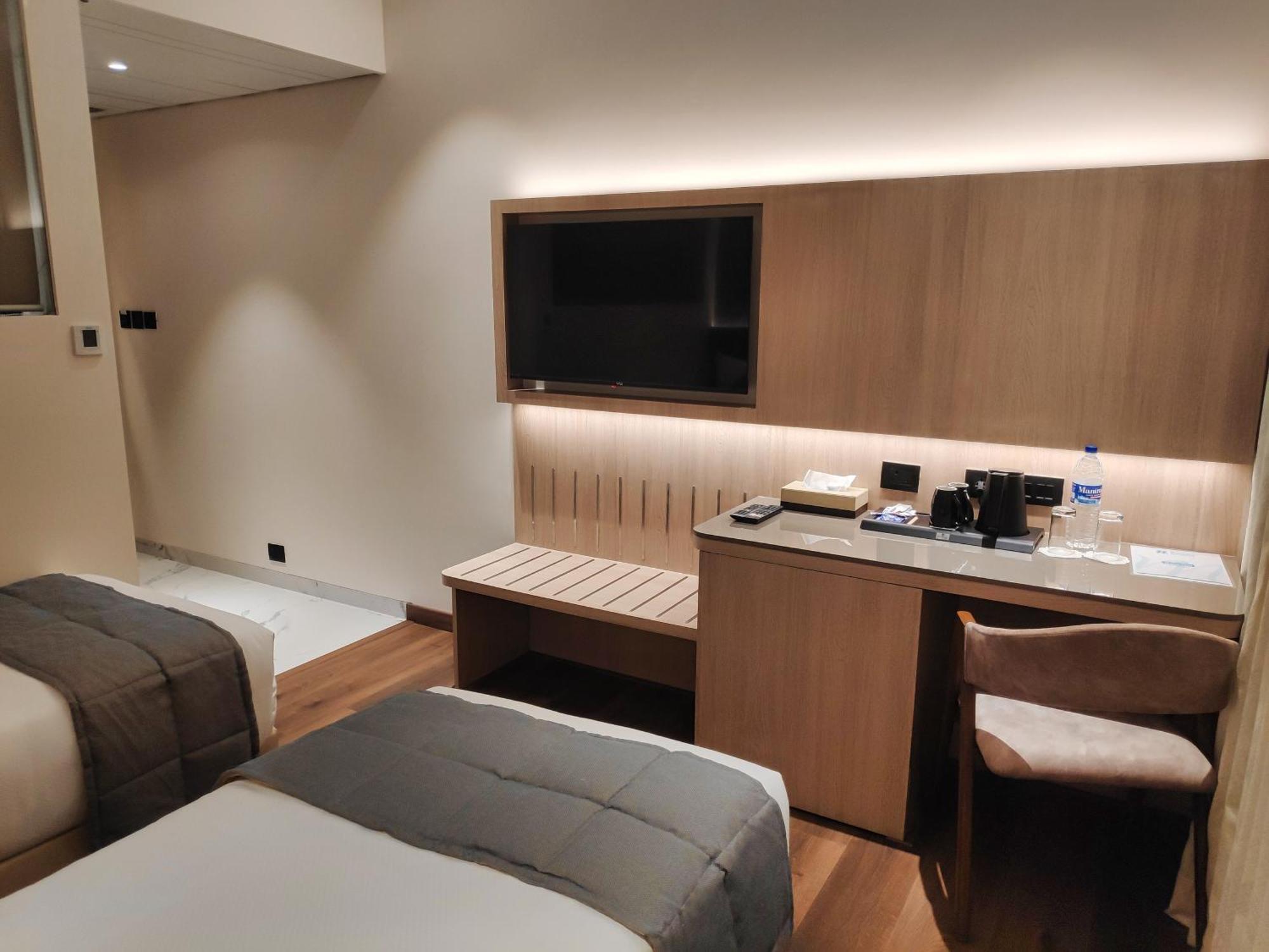 Maxxvalue Hotel Midc - Andheri Mumbai Kültér fotó